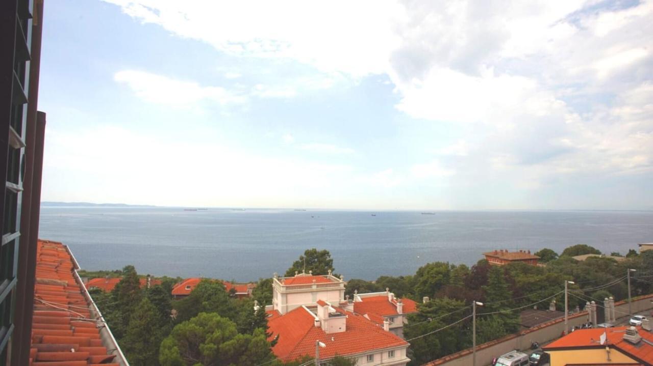 Amazing Sea View, Free Parking, Near To The Centre Apartment Triest Exterior foto